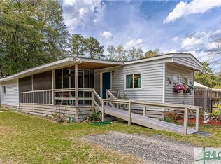 112 3rd St, Midway, GA 31320