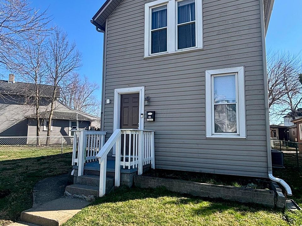 1st image of 760 E 4th St