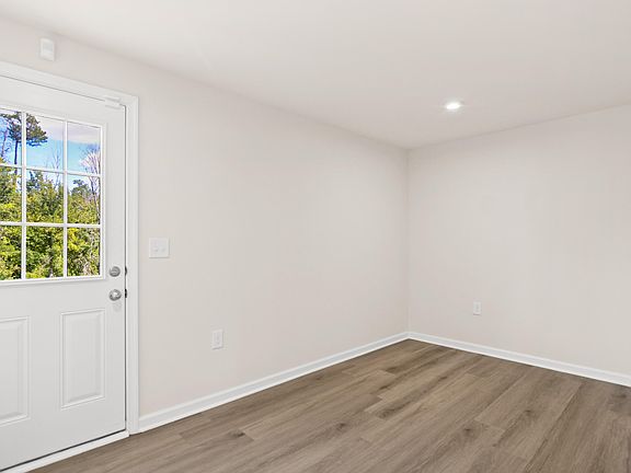 4th image of 1112 Brimstone Way