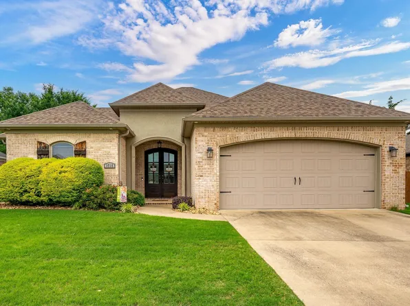 1715 Sylar Cir, Conway, AR 72034