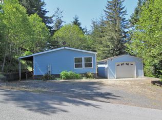 1105 Nicholas St, Lakeside, OR 97449