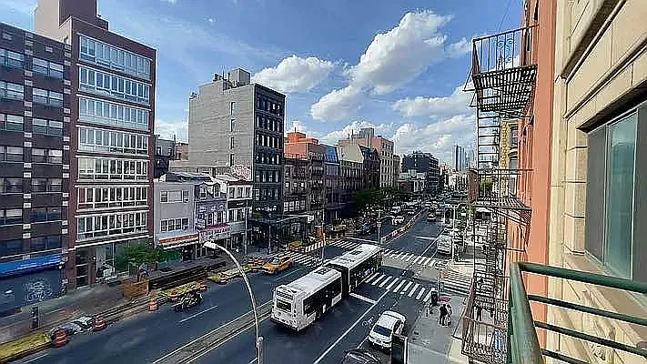 207 Bowery — Photo 3