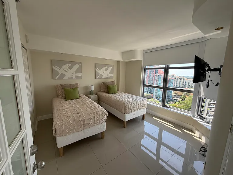 3530 Mystic Pointe Dr #2303 — Photo 14
