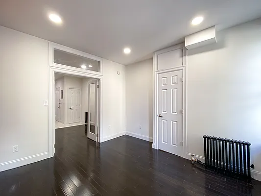 Rented by Compass | media 2