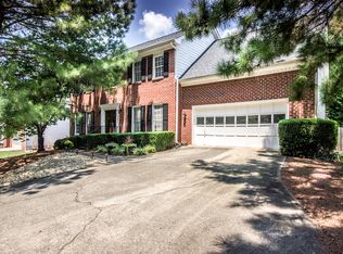 700 Birch Ridge Dr, Roswell, GA 30076