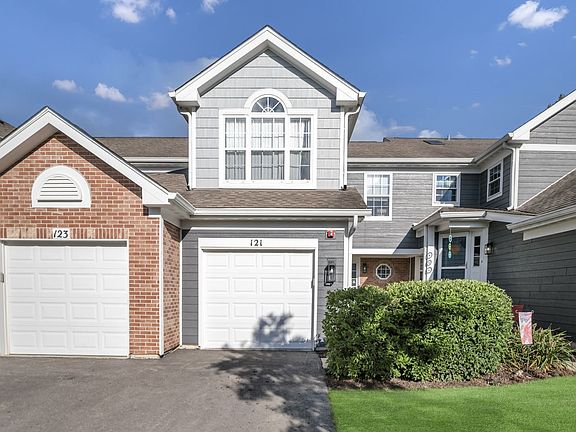 3rd image of 121 Portsmouth Ct