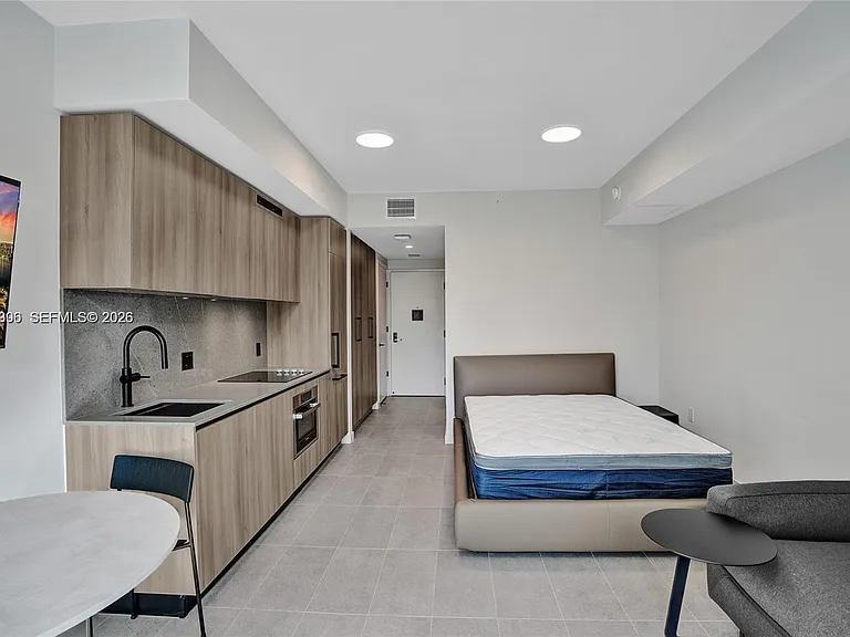 121 NE 5th St #801B — Photo 13