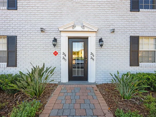 256 Lewfield Cir #256, Winter Park, FL 32792