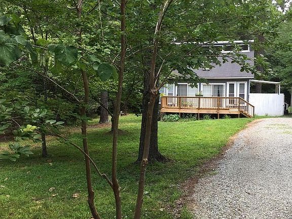 3rd image of 2500 Little River Dr