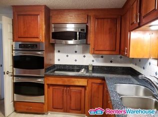 110 SW 104th St, Seattle, WA 98146