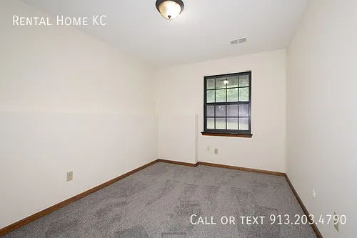 4813 Woodward St — Photo 18