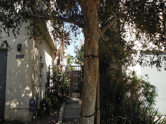 2nd image of 2275 Santa Ana S