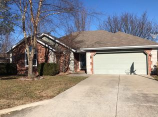 603 W Dover St, Nixa, MO 65714