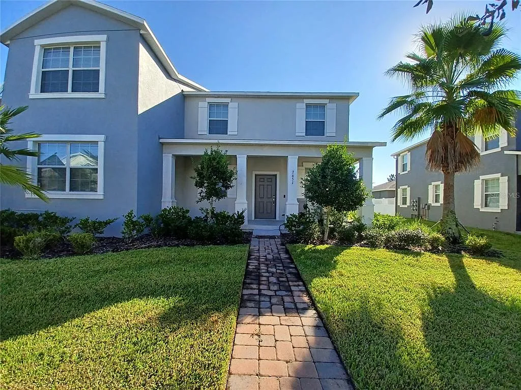 3 bed, 2.5 bath, 1748 sqft, $2,650 — Photo 2