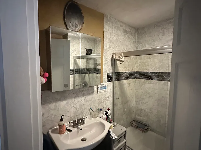 22 Perry St #3 — Photo 9