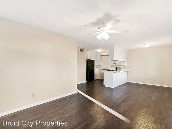 3rd image of 3820 1st Ave APT 211