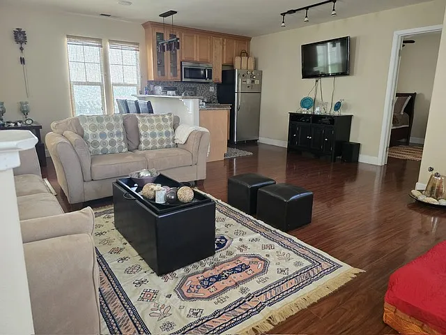 3186 Amaro Ln — Photo 12