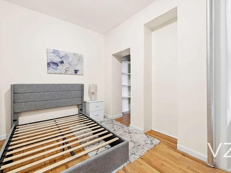 515 W 111th St #2-A — Photo 6