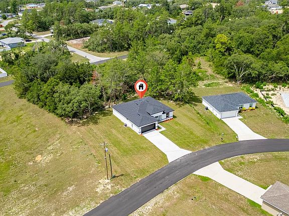 3rd image of 16852 SW 41st Avenue Rd