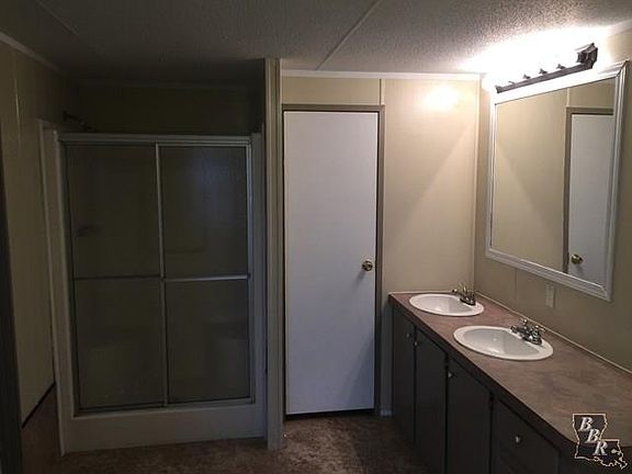 3rd image of 112-B Madewood Pl