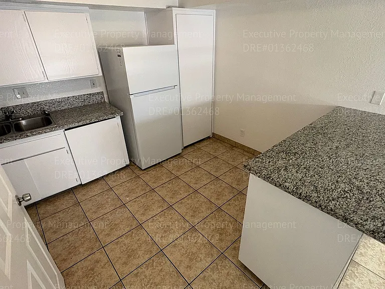 Cozy 1 bedroom loft apartment — Photo 12