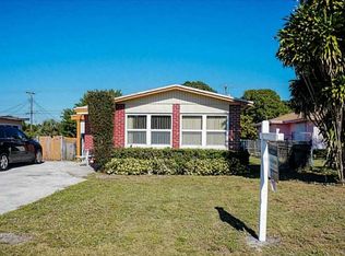 217 SW 2nd Ct, Deerfield Beach, FL 33441