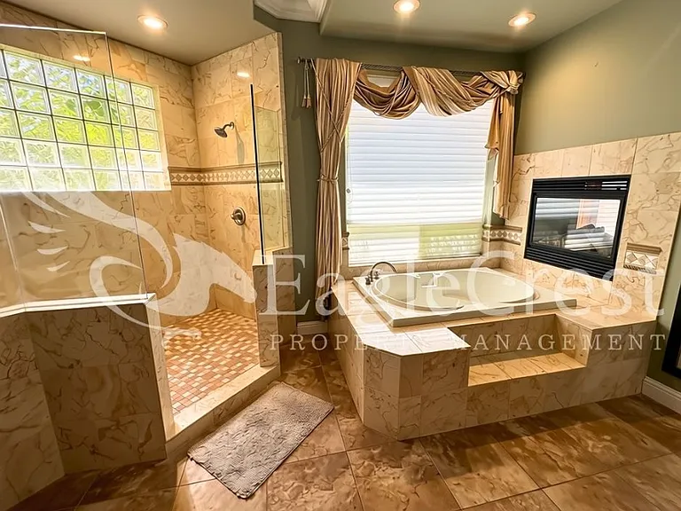 44 Vinehill Dr — Photo 48