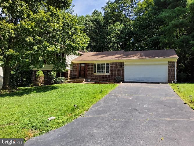 1st image of 1123 Edward Dr