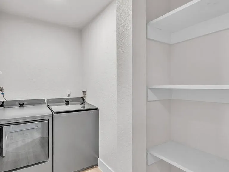 6246 Arthur Ave — Photo 12