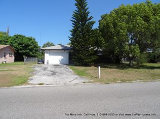 10521 Azalea Dr, Port Richey, FL 34668