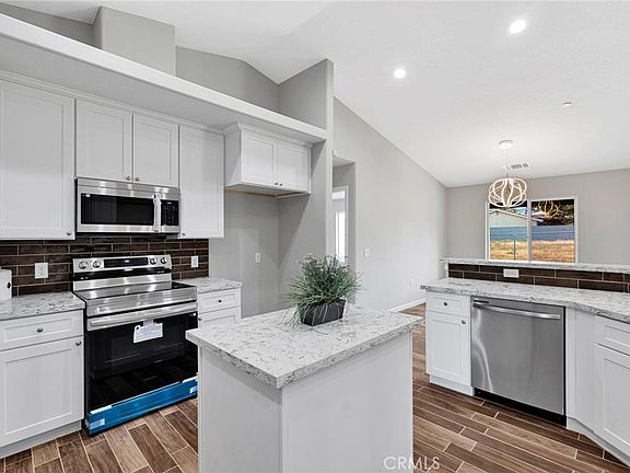 3rd image of 17995 Seaforth St