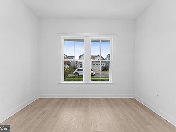 4th image of 536 Warbler Way
