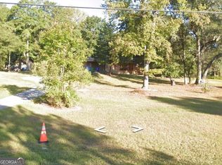 6828 Rockland Rd, Lithonia, GA