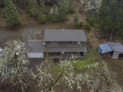 595 Sunny Glen Way, Wolf Creek, OR, 97497