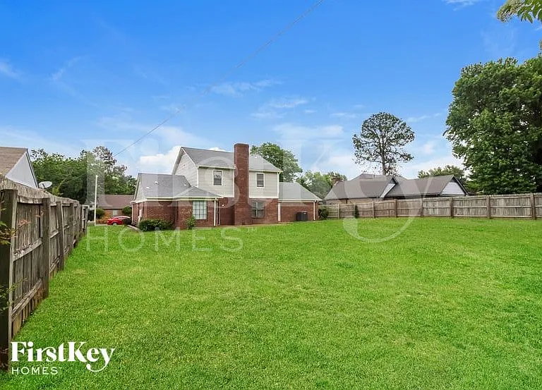 1459 Haverwood Ave — Photo 15