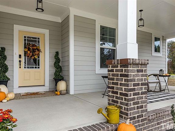 2nd image of 108 Lea Cove Ct