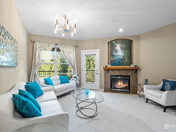 5th image of 4309 Issaquah Pine Lake Road SE #109