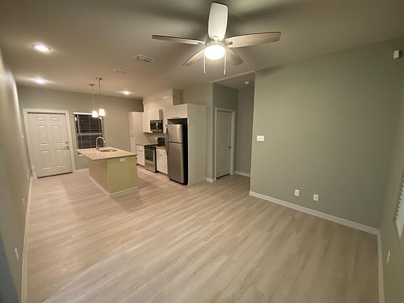5th image of 705 Murphy Ave #3