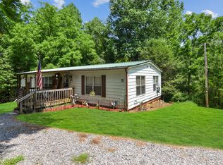183 Friendly Ln, Mc caysville, GA 30555