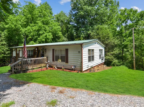 183 Friendly Ln, Mc Caysville, GA 30555