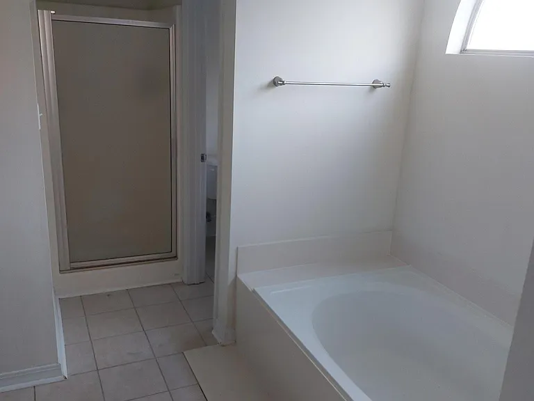 20042 Eastwood Dr — Photo 2
