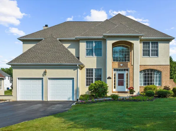 313 Langford Rd, Broomall, PA 19008
