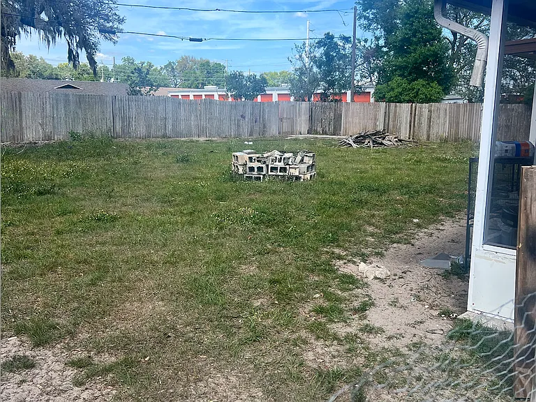 37741 Waverly Ave — Photo 3