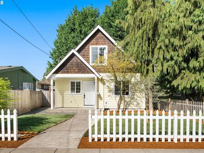 817 S River St, Newberg, OR, 97132