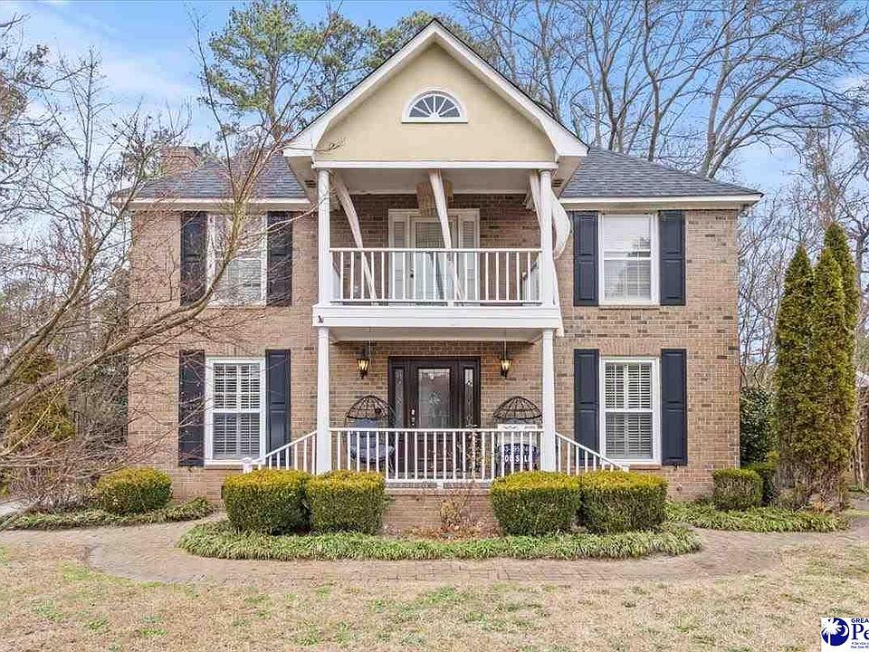 1st image of 923 Wrenwood Rd