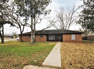 1103 Kelving Way, Wharton, TX 77488