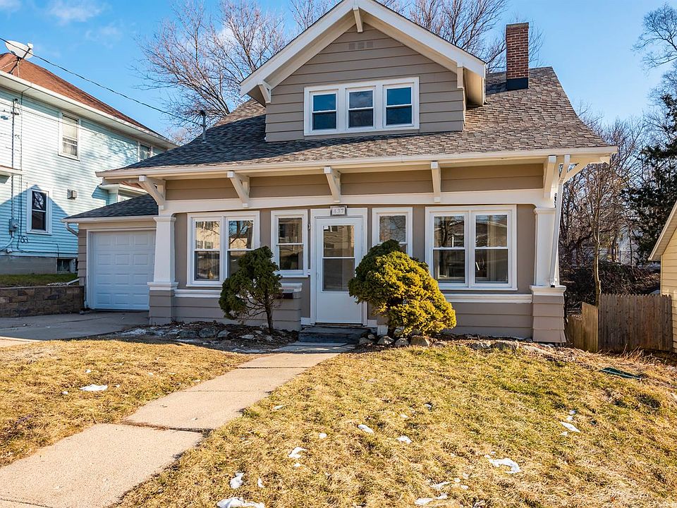 1st image of 437 N Hine Ave