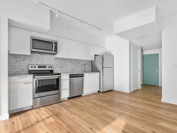 2 bedroom rental in Vancouver — photo 7