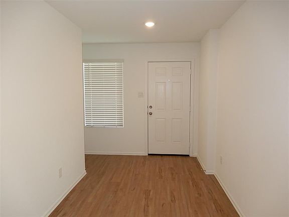3rd image of 20962 Zuccala Dr