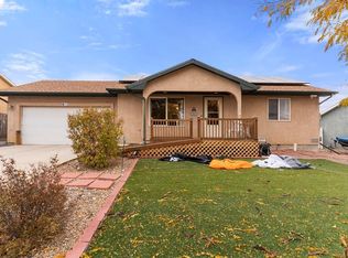 667 S Bow Mar Dr, Pueblo West, CO 81007